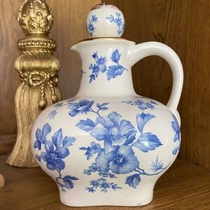 Villeroy & Boch “Monika” Vintage whiskey decanter RARE